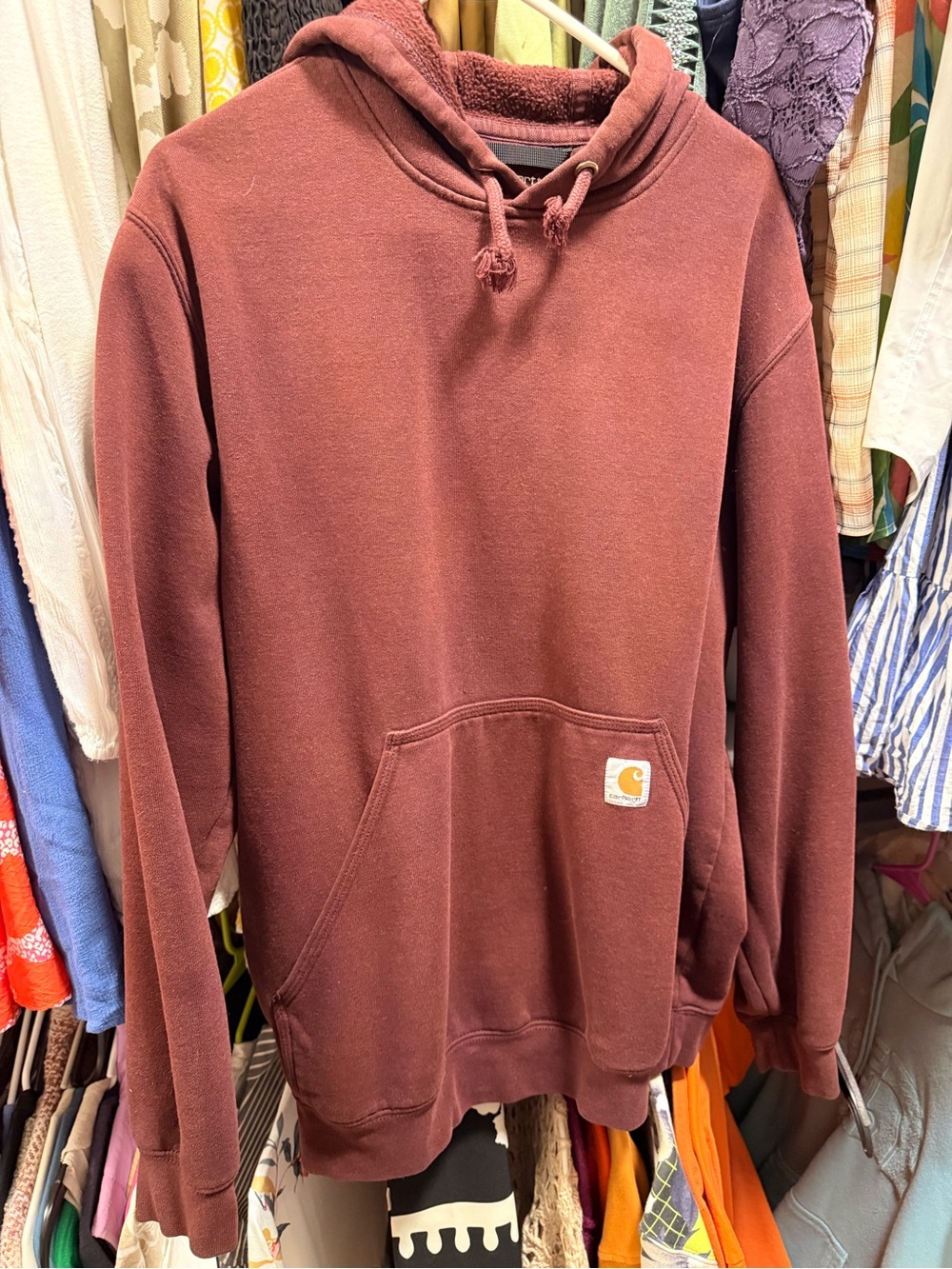Carhartt Men's Pullover Hoodie in Maroon